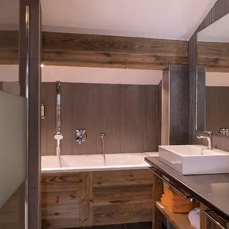 Les Gentianettes, The Originals Relais Hotel